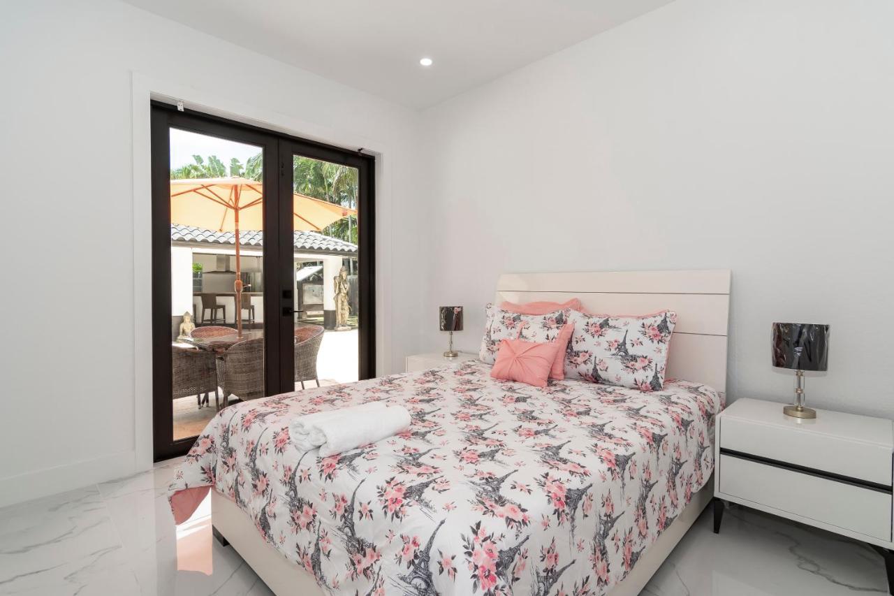 The Tropical Paradise Villa Miami Exterior photo