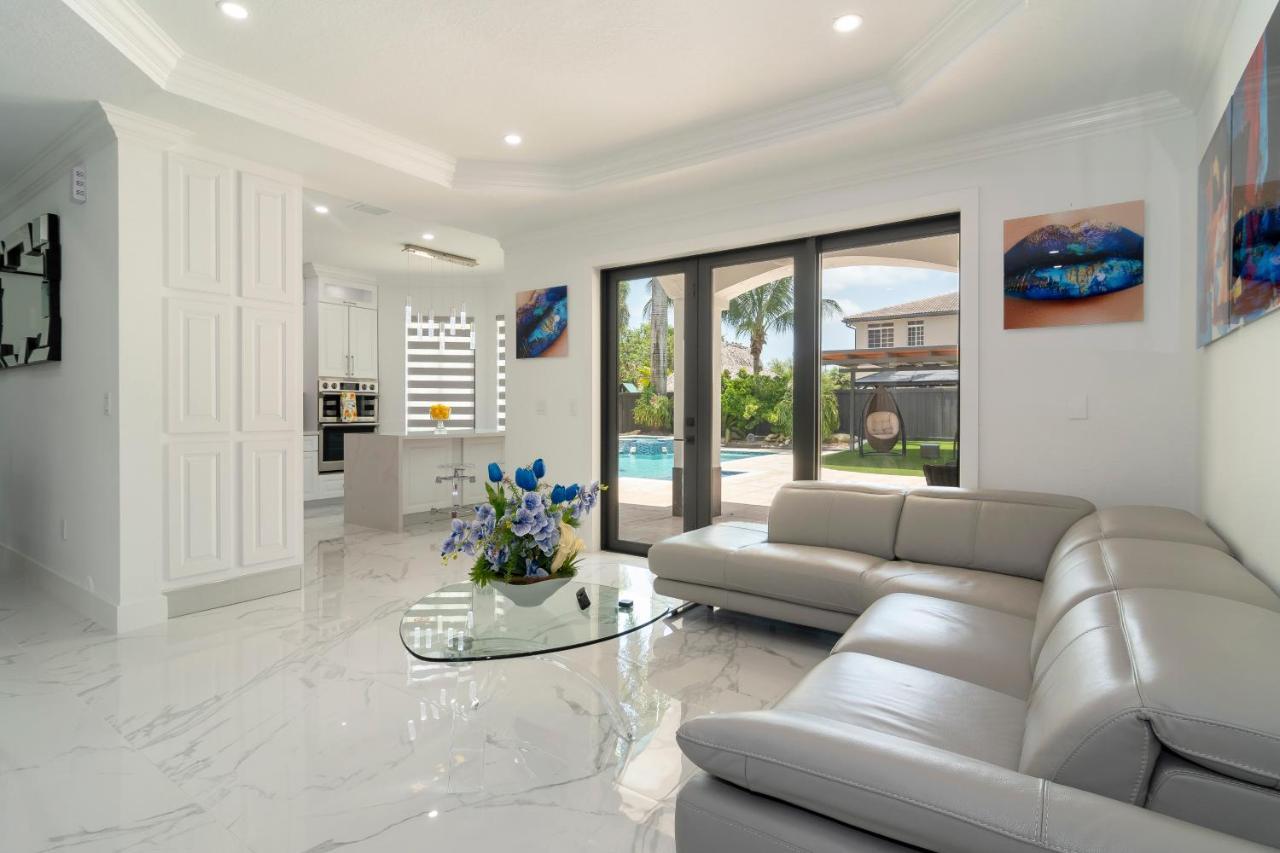 The Tropical Paradise Villa Miami Exterior photo